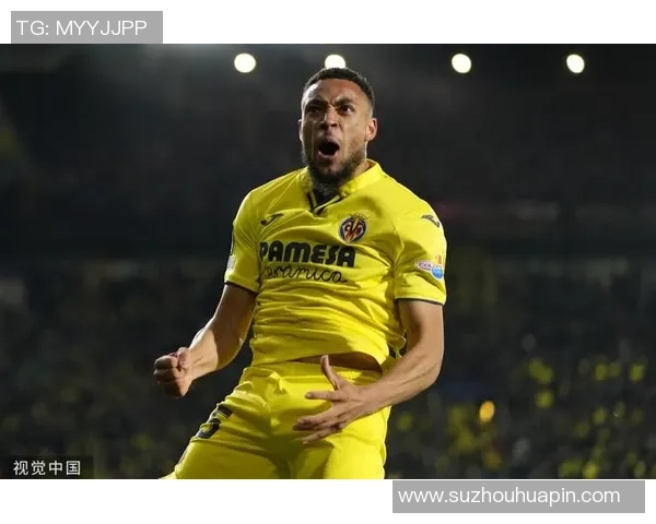 荷兰足球传奇球星回顾：从黄潜到橙衣，辉煌岁月的精彩瞬间