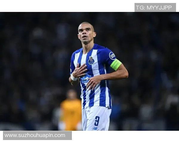 戴头巾的足球球星是谁他为何选择这一独特的标志性形象 戴头巾的足球球星是谁他为何选择这一独特的标志性形象